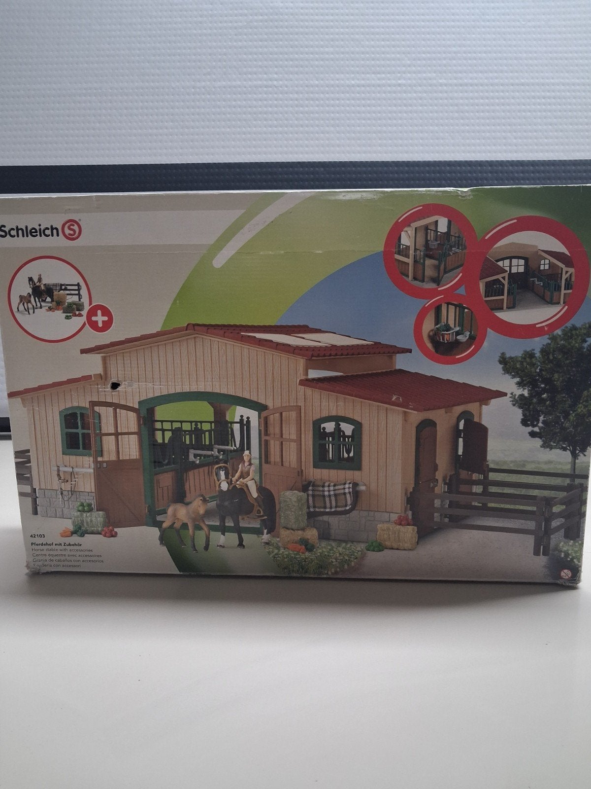 Schleich Paardenstal met accessoires en paarden, Ophalen of Verzenden, Jongen of Meisje