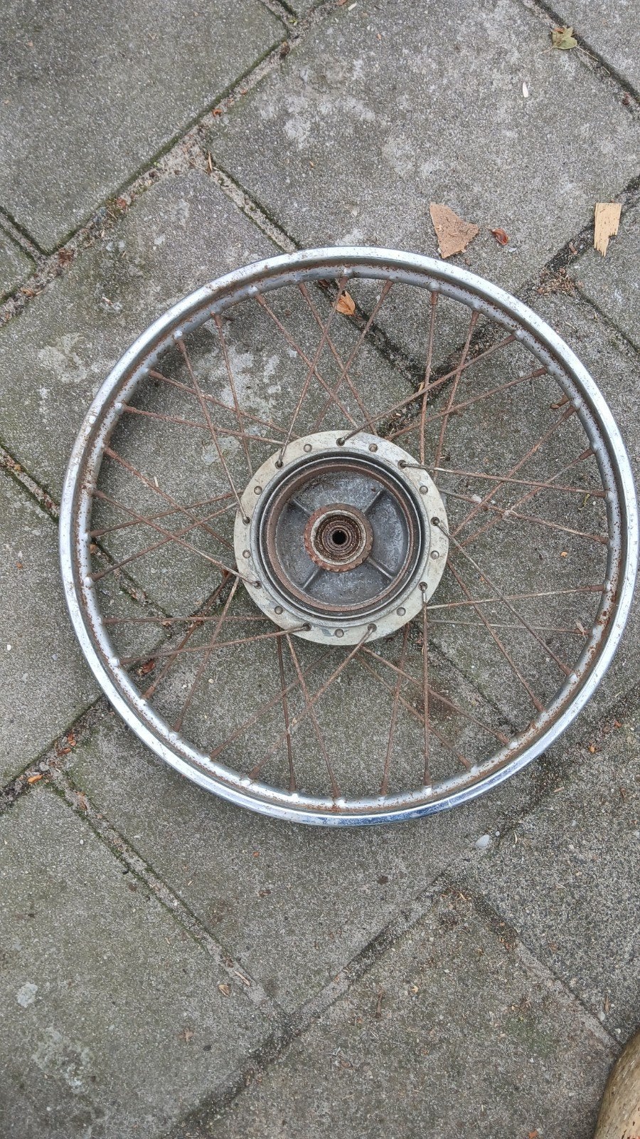 voorwiel yamaha fs1, Fietsen en Brommers, Ophalen of Verzenden, Gebruikt, Overige typen, Yamaha