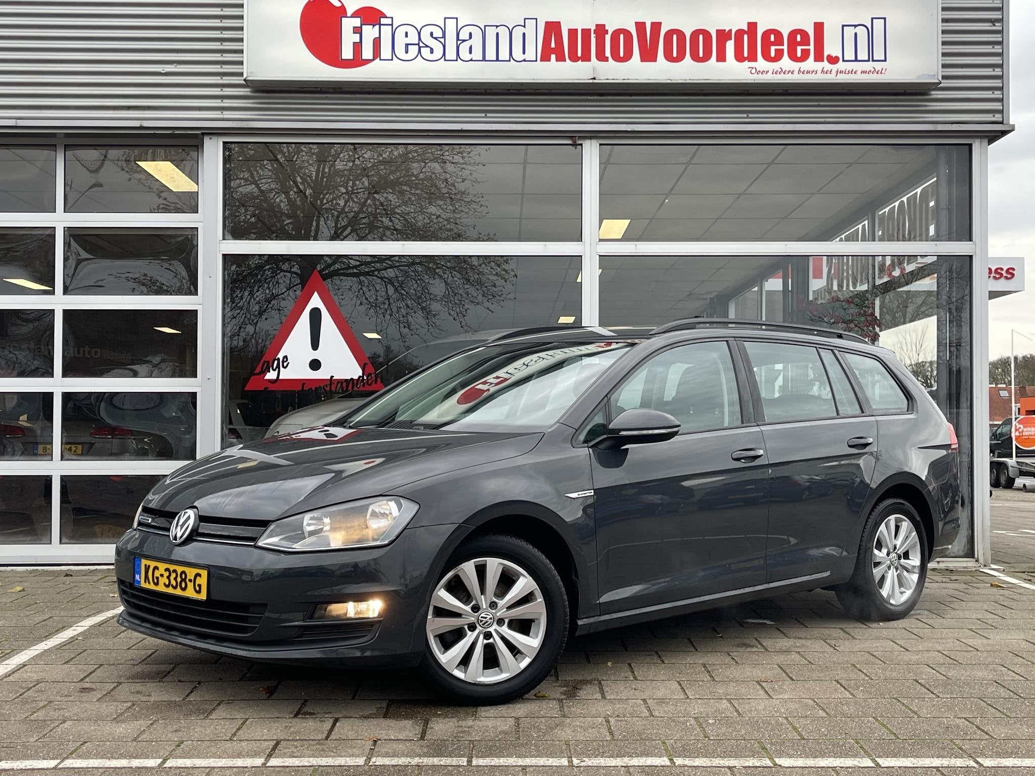 Volkswagen Golf 1.4 TGI Comfortline BlueMotion CNG//Cruise/C, Voorwielaandrijving, Stof, 4 cilinders, Automatische klimaatregeling