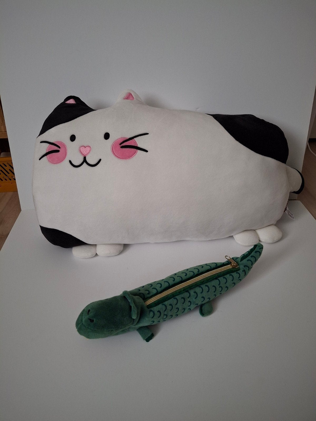 Leuke HEMA knuffels: Kat en Krokodil etui, Kinderen en Baby's, Hema, Ophalen of Verzenden, Zo goed als nieuw, Wit