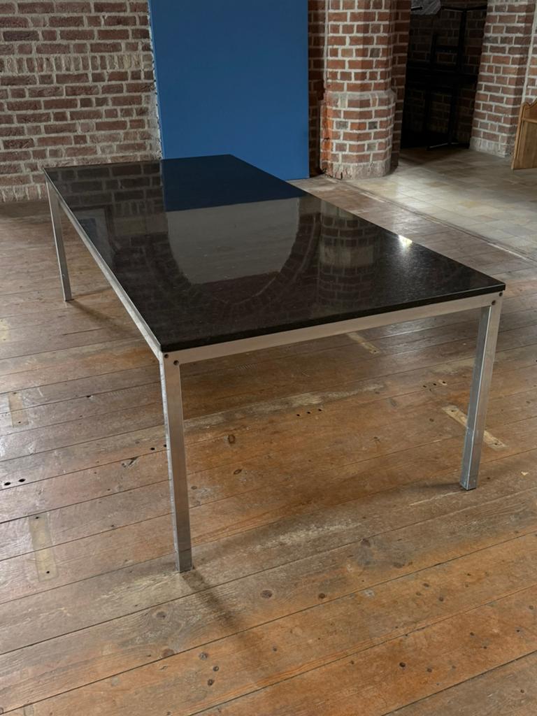 Mooie tafel!, Ophalen of Verzenden, Rechthoekig, 200 cm of meer, 50 tot 100 cm
