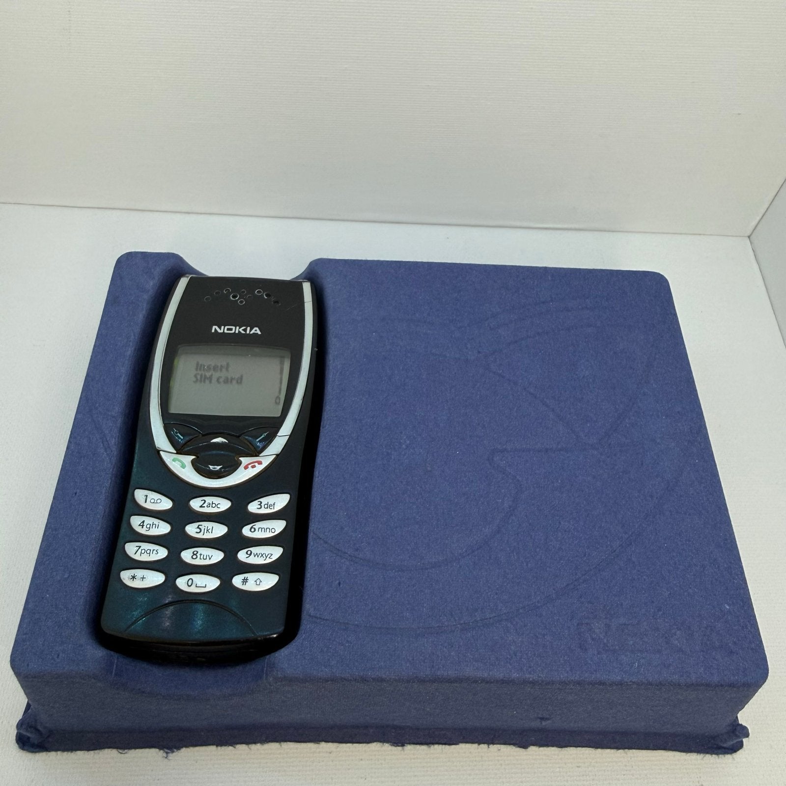 Nokia 8210 - Compleet met doos en accessoires, Ophalen of Verzenden, Gebruikt