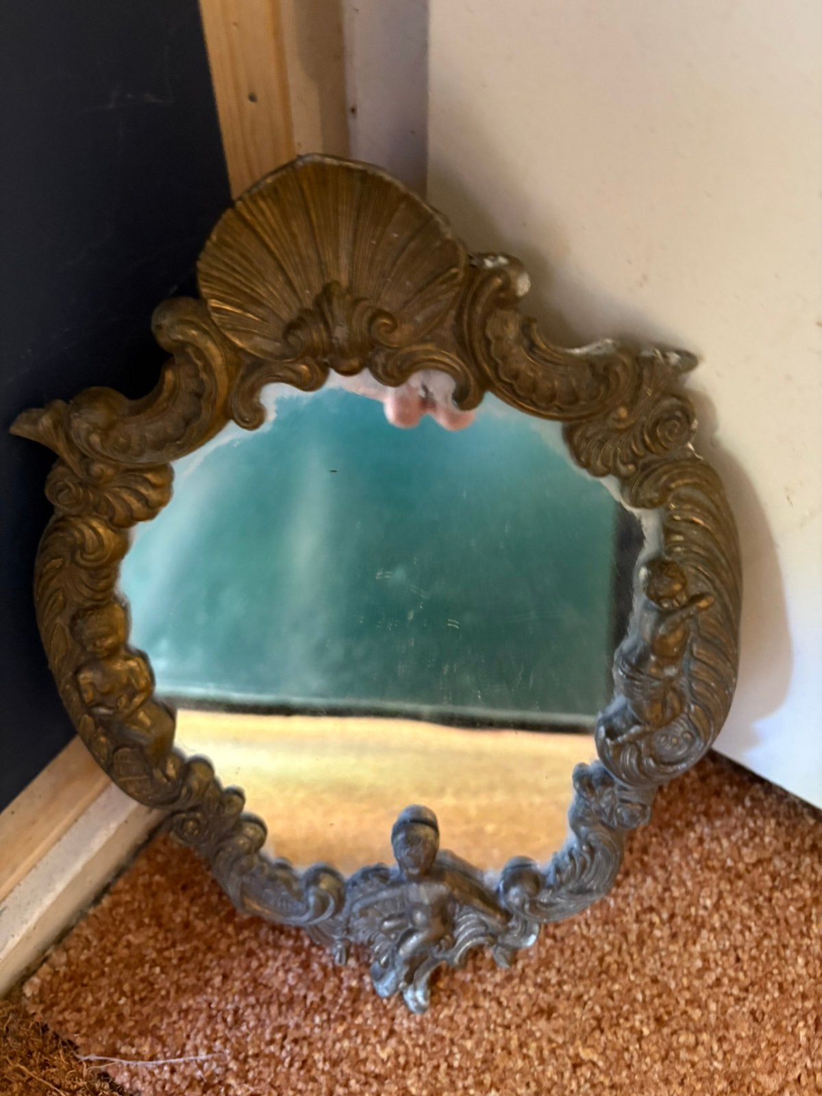 Messing spiegeltje in art nouveau stijl, Ophalen of Verzenden, Ovaal, Minder dan 50 cm