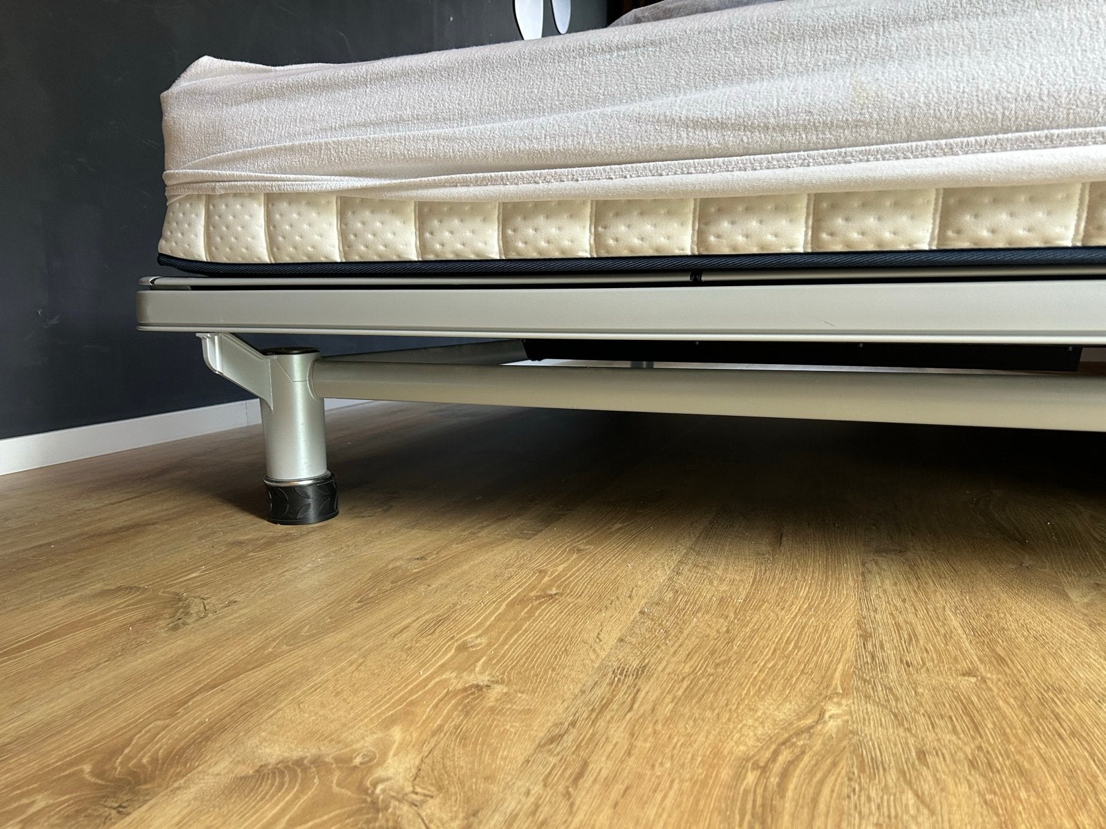 2p Auping bedframe met 2 spiraalbodems van 220cm x 100 cm, Huis en Inrichting, Ophalen, Tweepersoons, Metaal, Grijs