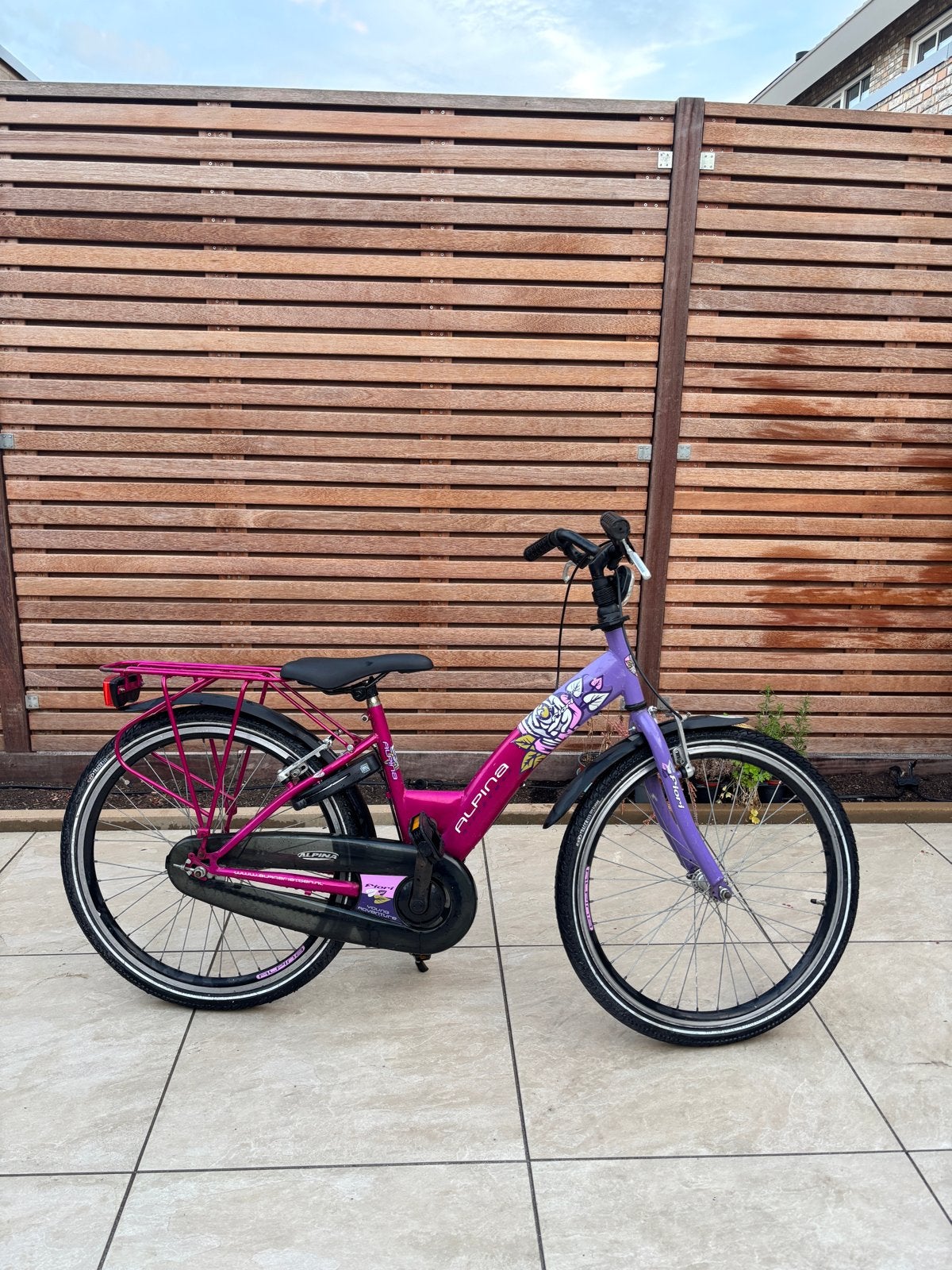 Alpina kinderfiets 24 inch - paars/roze, Fietsen en Brommers, Fietsen | Kinderfietsjes, Ophalen, Gebruikt, Velgrem, 20 inch of meer