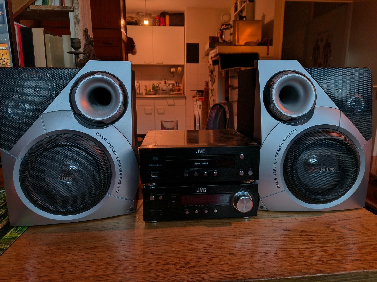 JVC UX-TB30 Stereo met CD-speler en AUX-ingang