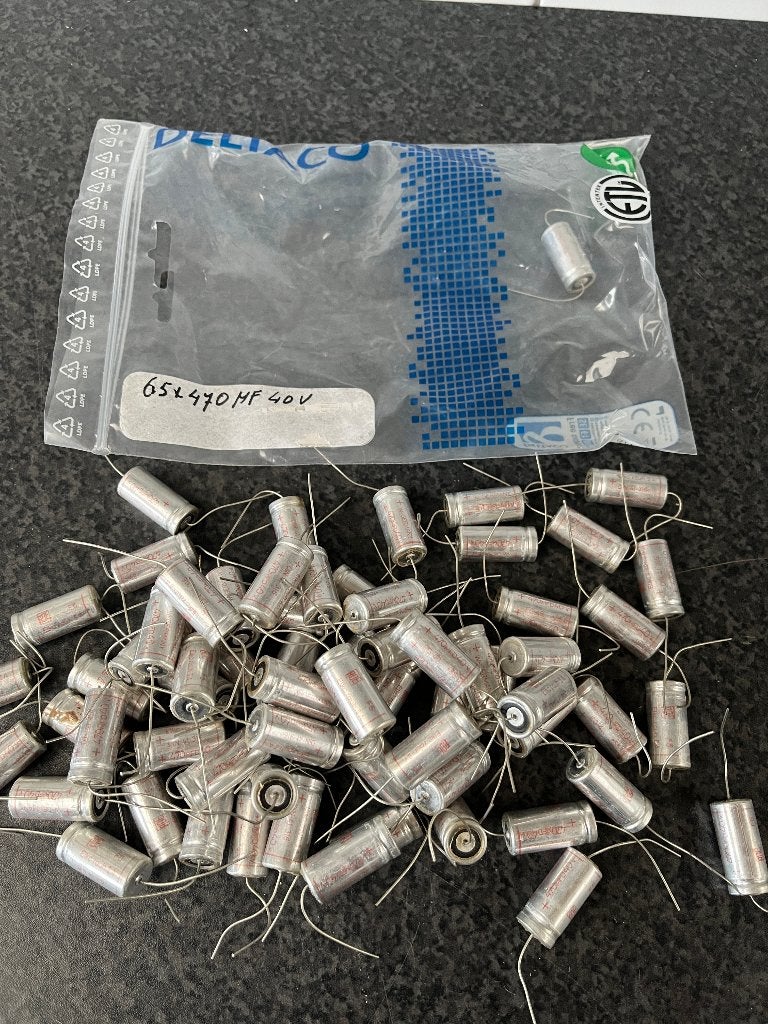 65x nieuwe Roe / Rauh 2A elco 470 UF , 40 volt ., Ophalen of Verzenden, Nieuw
