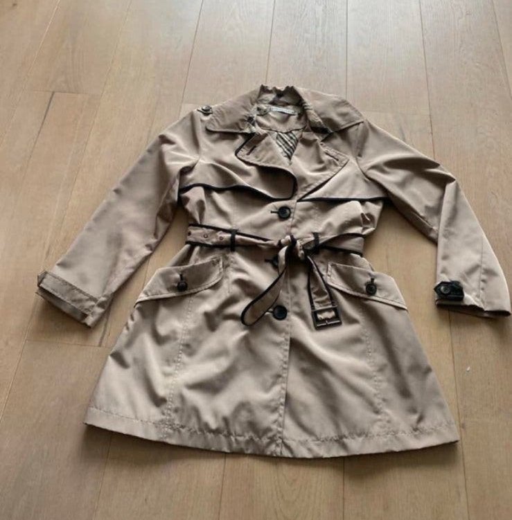 Easy comfort trenchcoat L nieuwstaat, Ophalen of Verzenden, Zo goed als nieuw, Maat 42/44 (L), Beige