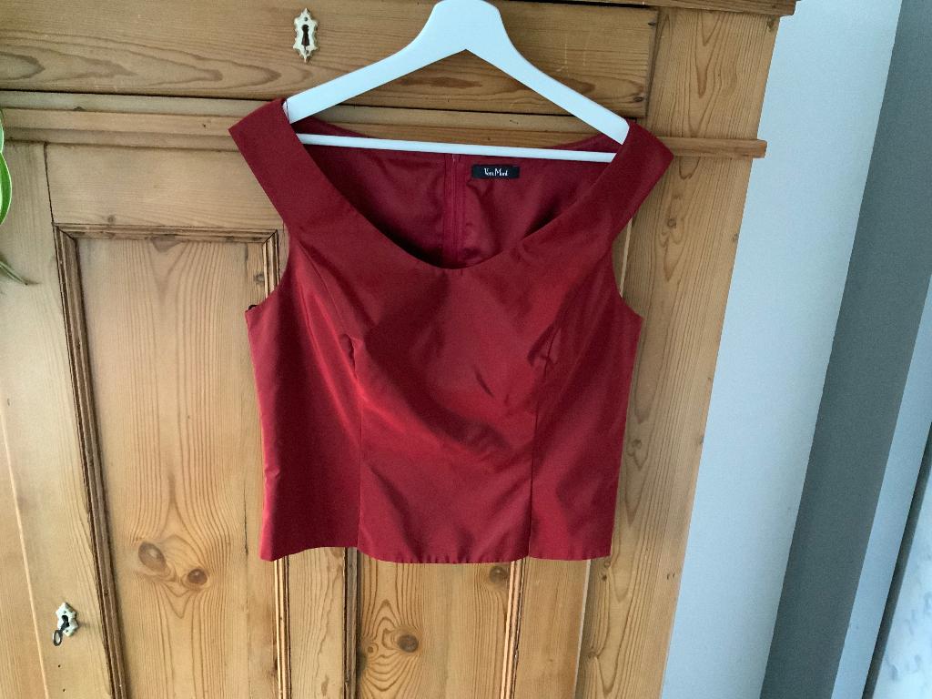 Wijnrode Vera Mont top mt 40, Kleding | Dames, Gelegenheidskleding, Nieuw, Overige typen, Maat 38/40 (M), Rood, Ophalen of Verzenden