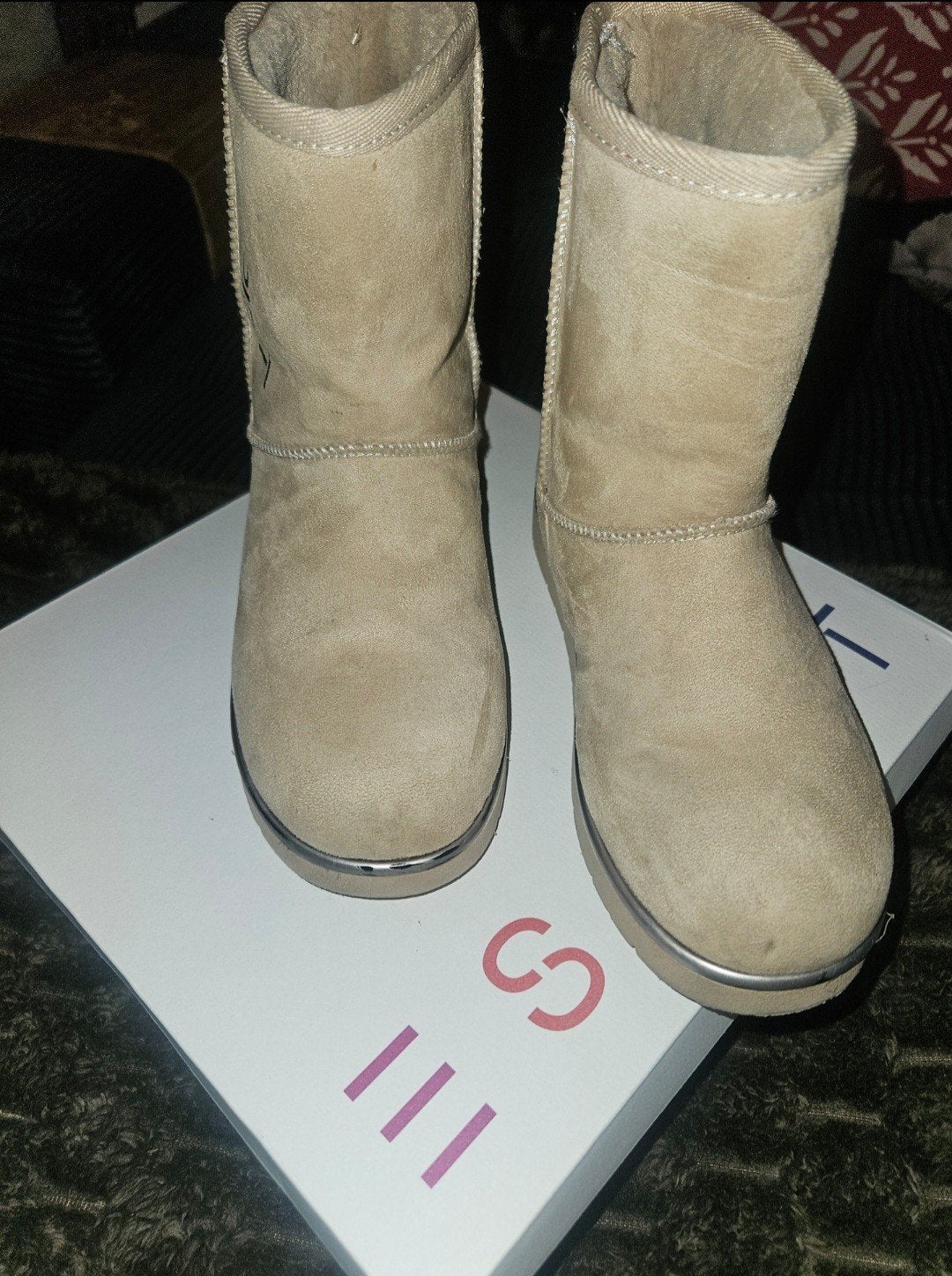 Zgan; Esprit uggs mt35, Meisje, Ophalen of Verzenden, Laarzen, Zo goed als nieuw