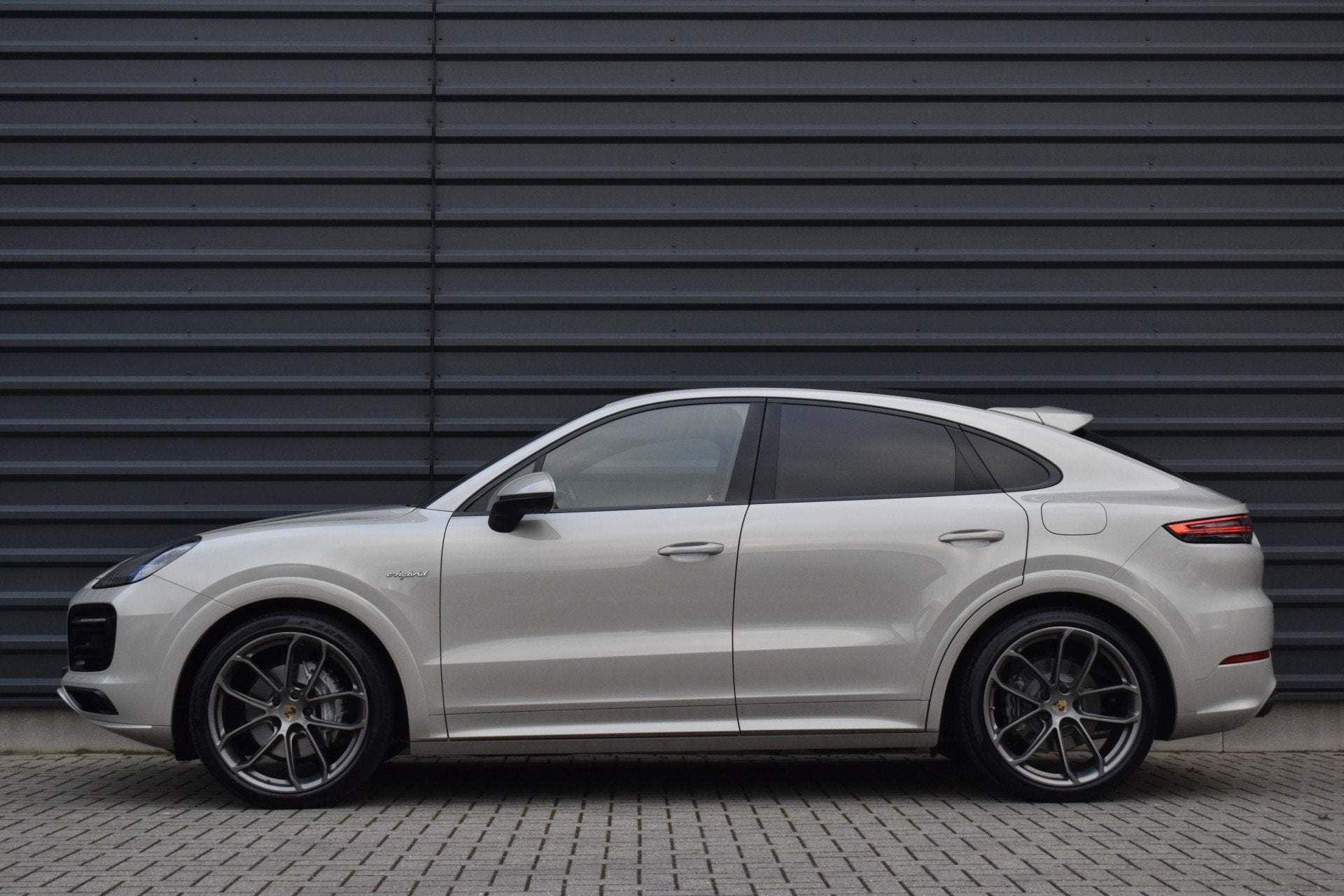 Porsche Cayenne Coupé 3.0 E-Hybrid Lightweight Sport Packag, Auto's, Automaat, 14 kWh, Gebruikt, 2995 cc