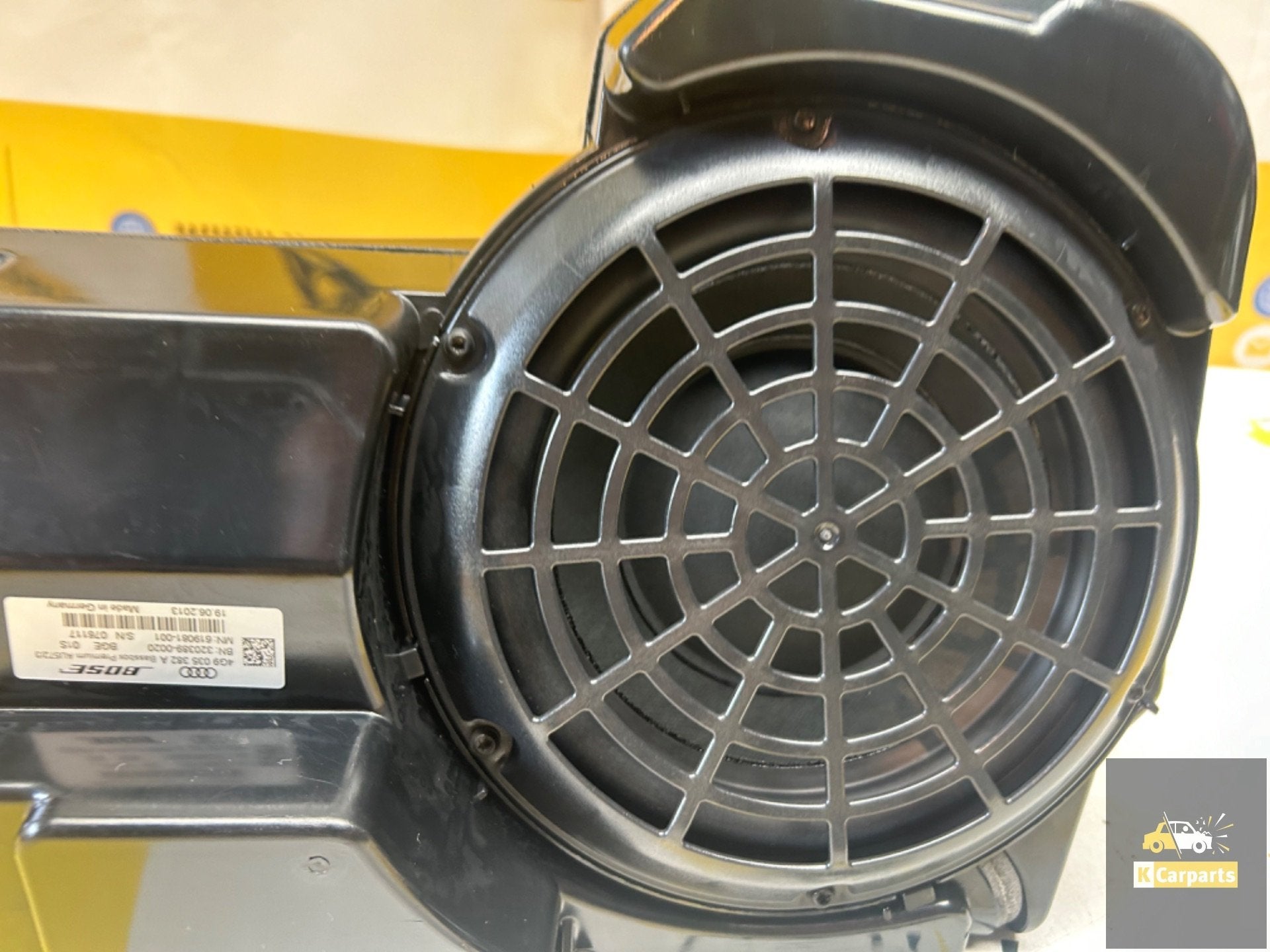 Bose lagetonenluidspreker subwoofer Audi A6, S6, RS6 A7, Info@fabrikant.eu, Fabrikantstraat 1
1000 AA  Amsterdam, NL, Fabrikant BV