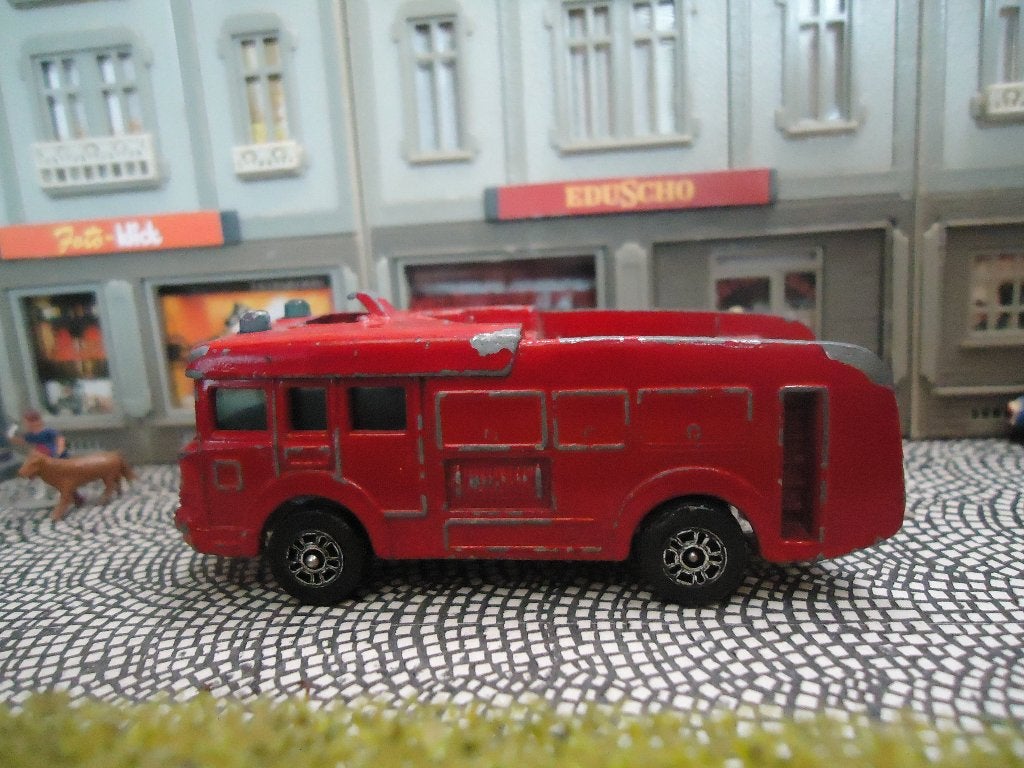 +/- 1:100 ERF brandweer bluswagen - Corgi Juniors #2, Ophalen of Verzenden, Gebruikt, Auto