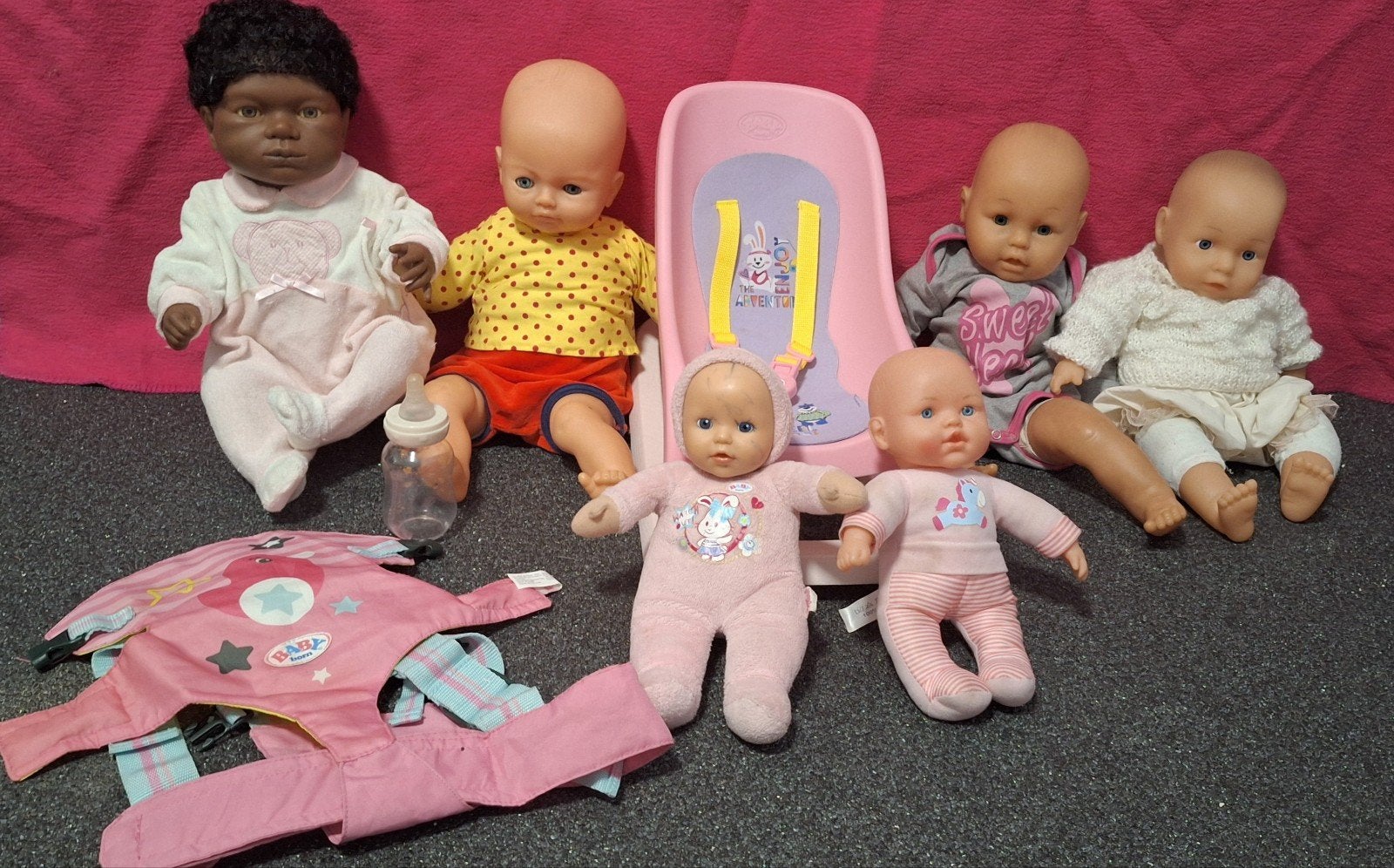 6 poppen en Babyborn wipstoeltje en draagzak, Ophalen of Verzenden, Zo goed als nieuw, Babypop