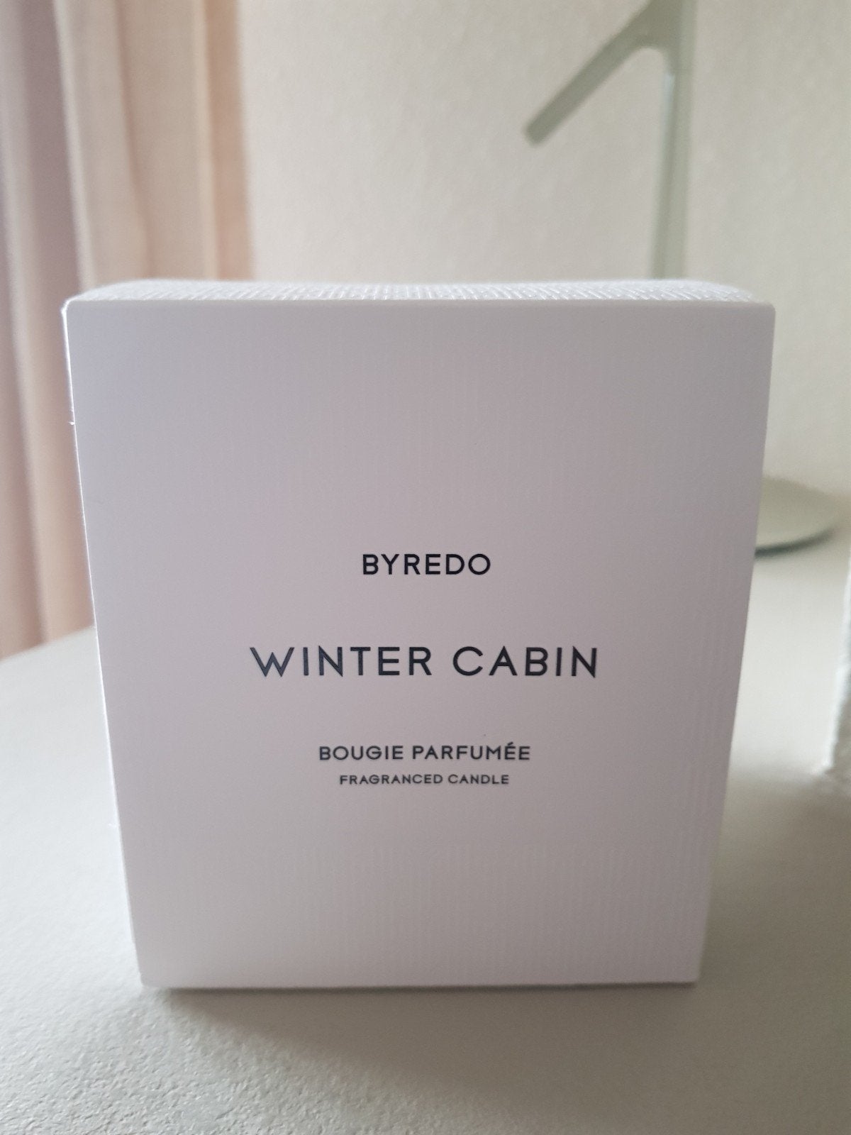 Byredo kaars Winter Cabin 240 gram, Ophalen of Verzenden, Nieuw, Kaars