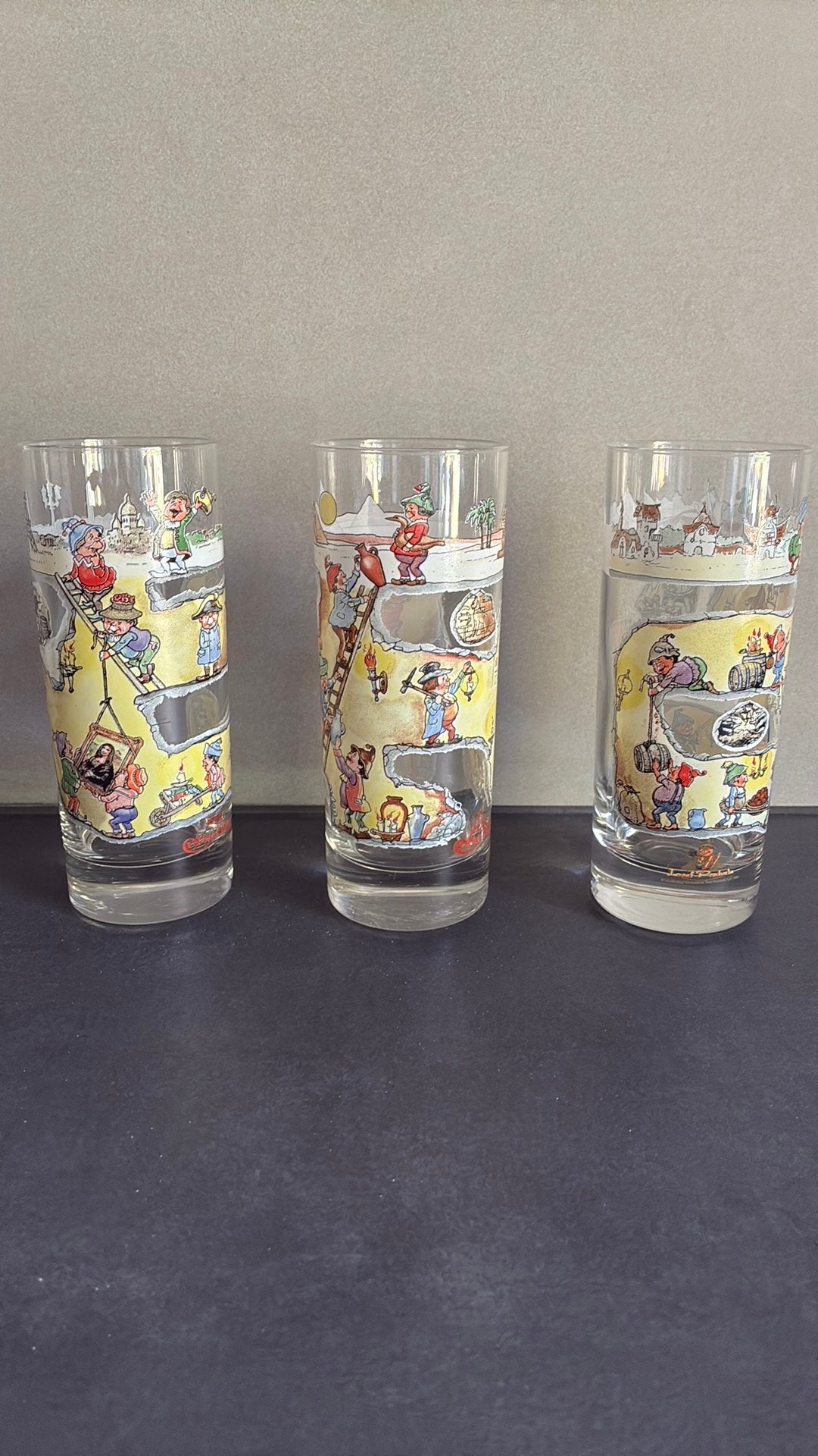 Efteling glazen met laven motief, Verzamelen, Ophalen, Zo goed als nieuw, Frisdrankglas