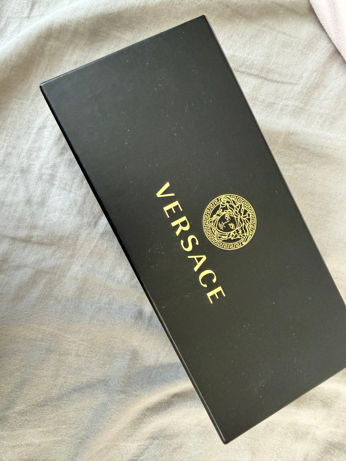 Versace Zonnebril met Medusa-details - Zo goed als nieuw, Zonnebril, Zwart, Gianni Versace, Ophalen of Verzenden