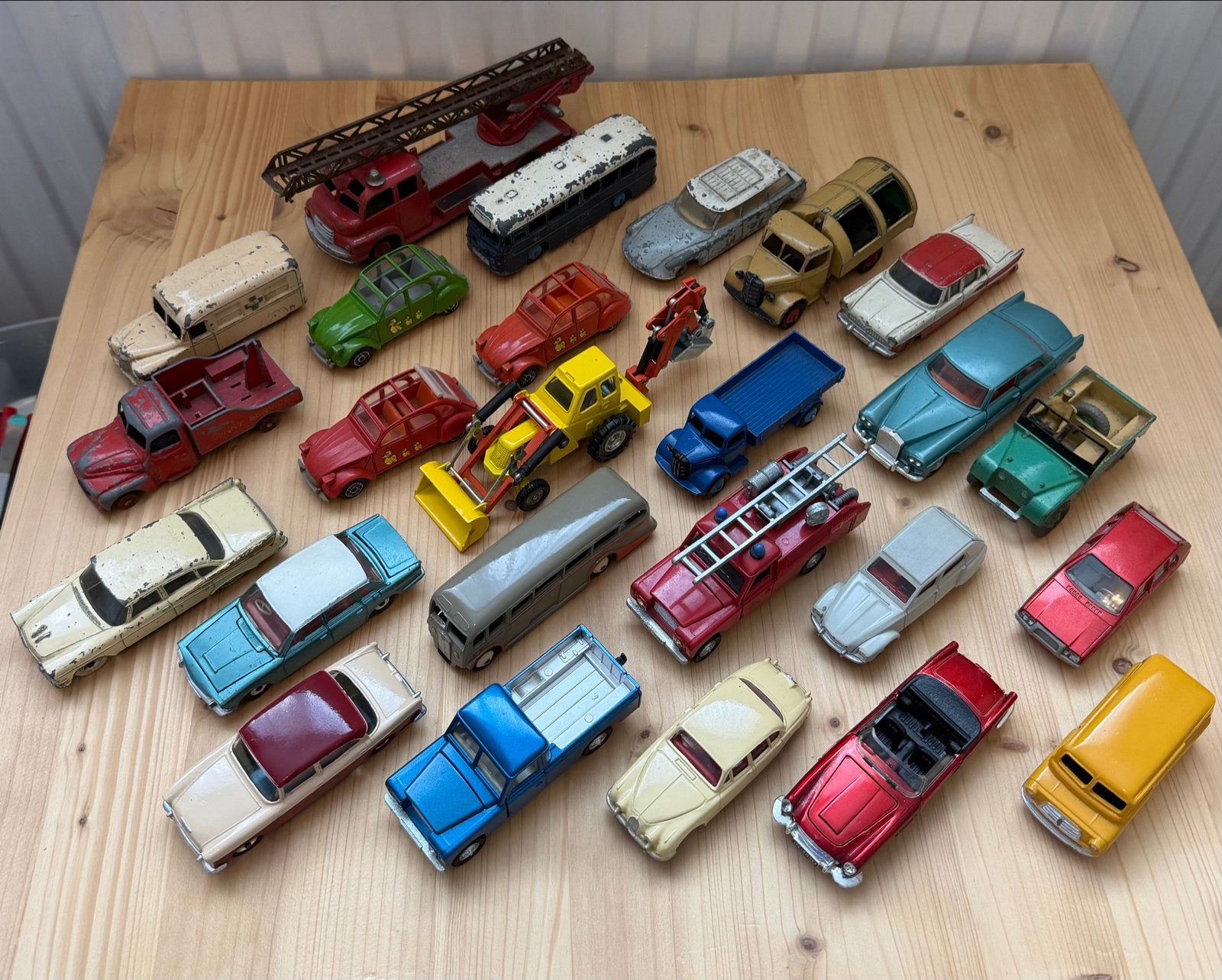 25 Originele Dinky Toys - Meccano  - Diverse Modellen, Ophalen of Verzenden, Gebruikt, Auto, Dinky Toys