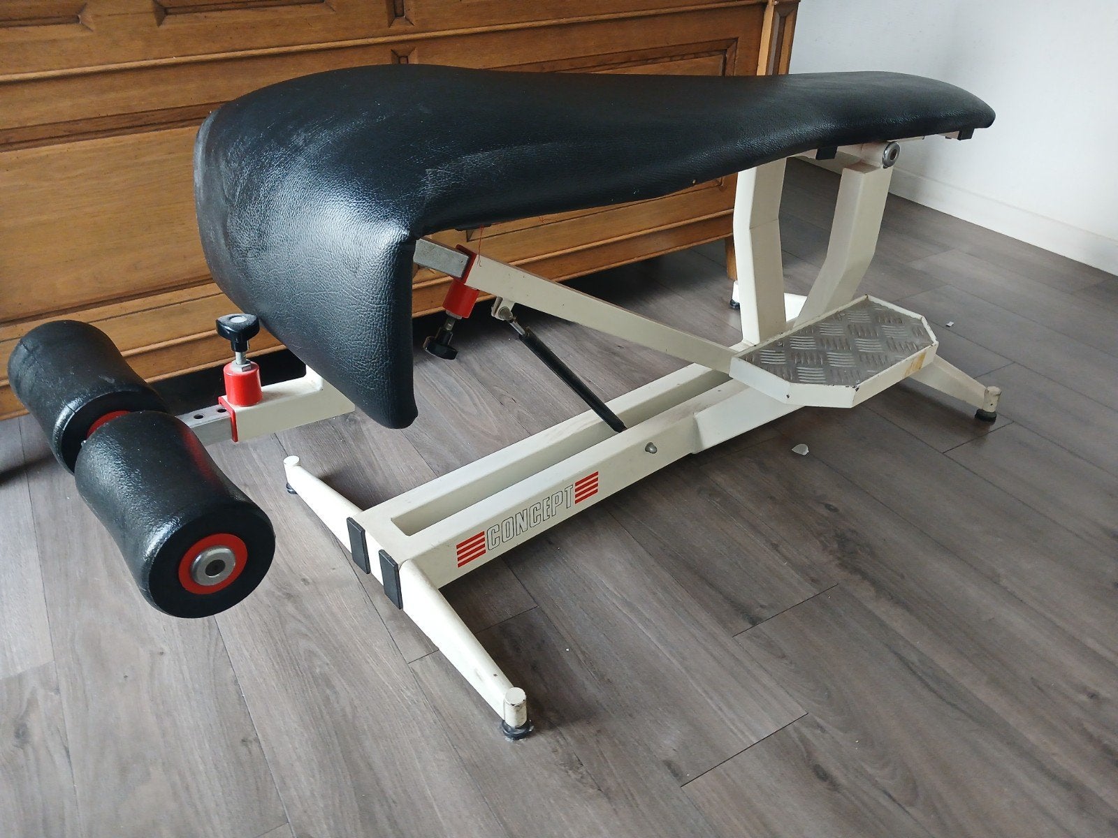 Concept buikspierbank / rugtrainer, Sport en Fitness, Fitnessapparatuur, Krachtstation, Ophalen of Verzenden, Metaal, Buik