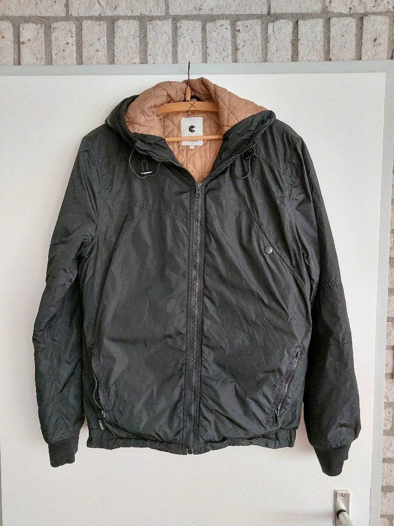 Capsize heren jas, mt L, Kleding | Heren, Jassen | Winter, Ophalen of Verzenden, Zo goed als nieuw, Maat 52/54 (L), Zwart