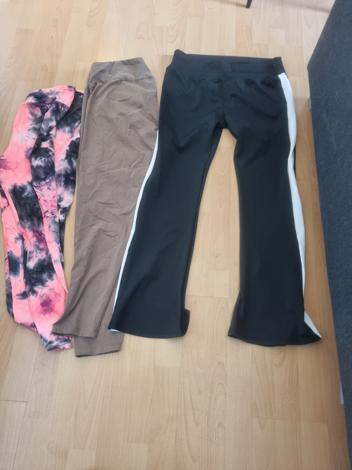 groot kledingpakket maat 46
zie foto's
kijk ook bij mijn and, Kleding | Dames, Ophalen of Verzenden, Zo goed als nieuw, Maat 46/48 (XL) of groter