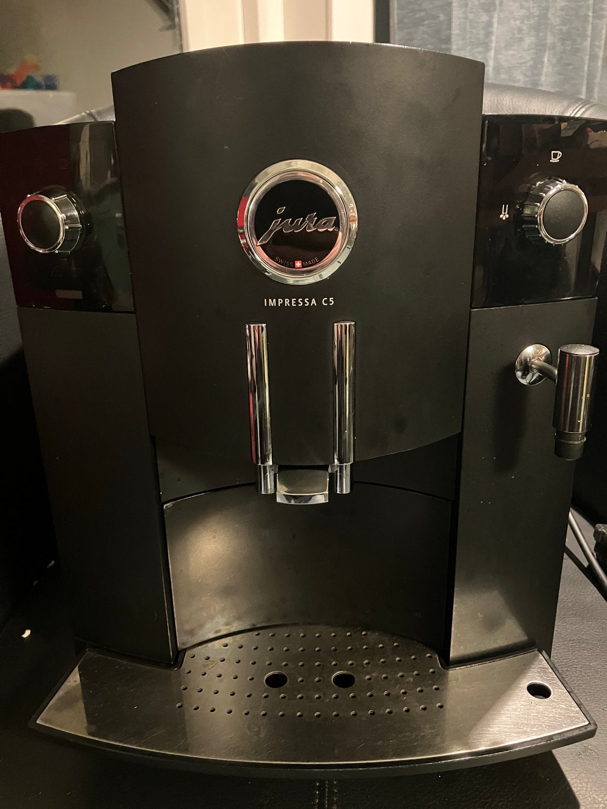 Jura Impressa C5 Koffiemachine, Ophalen, Afneembaar waterreservoir, 10 kopjes of meer, Koffiebonen