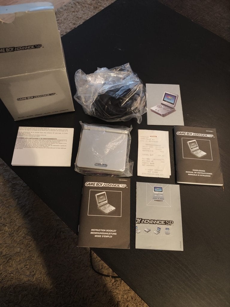 Gameboy Advance SP AGS-001 Grijs, Nieuwstaat, inc bonnetje, Ophalen of Verzenden, Zo goed als nieuw, Game Boy Advance SP
