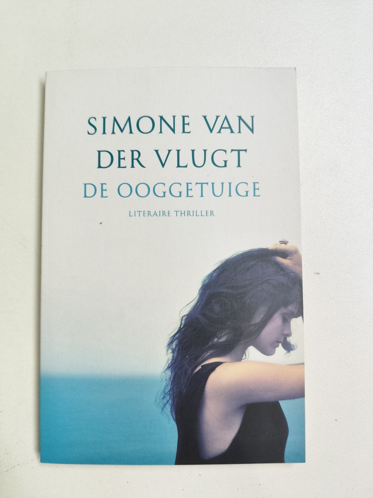 Simone van der Vlugt - De Ooggetuige (Literaire Thriller), Ophalen of Verzenden, Gelezen, Simone van der Vlugt, Nederland