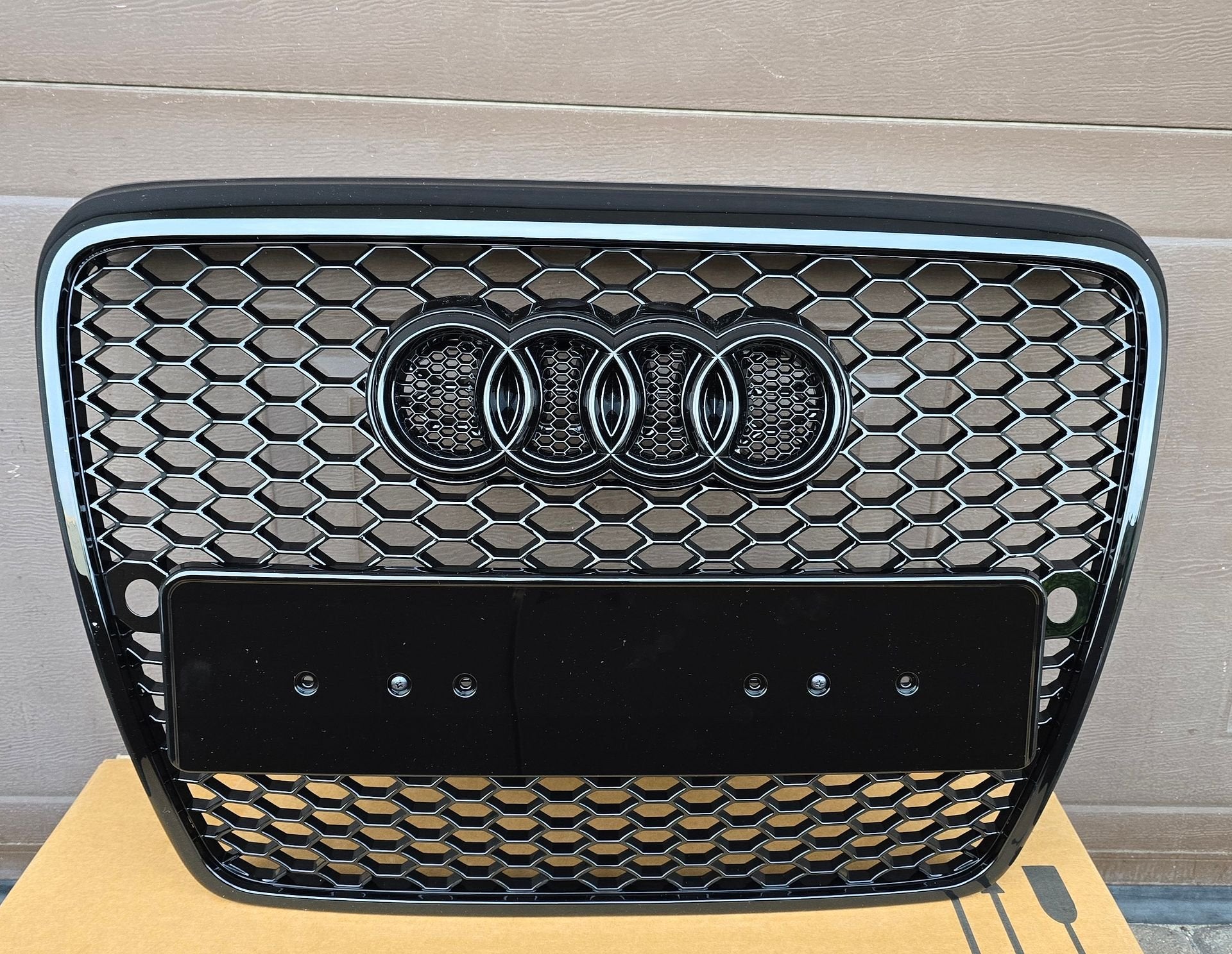 Grill Audi A6 C6 4F RS LOOK GRILLE RS6 LOOK bj.2006-2012, -, Voor, Nieuw, Ophalen of Verzenden