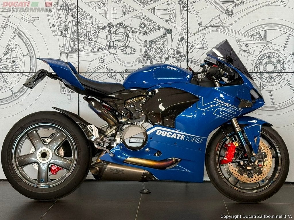 Ducati PANIGALE V2 SPECIAL (bj 2024), Bedrijf, Super Sport, Meer dan 35 kW, 955 cc