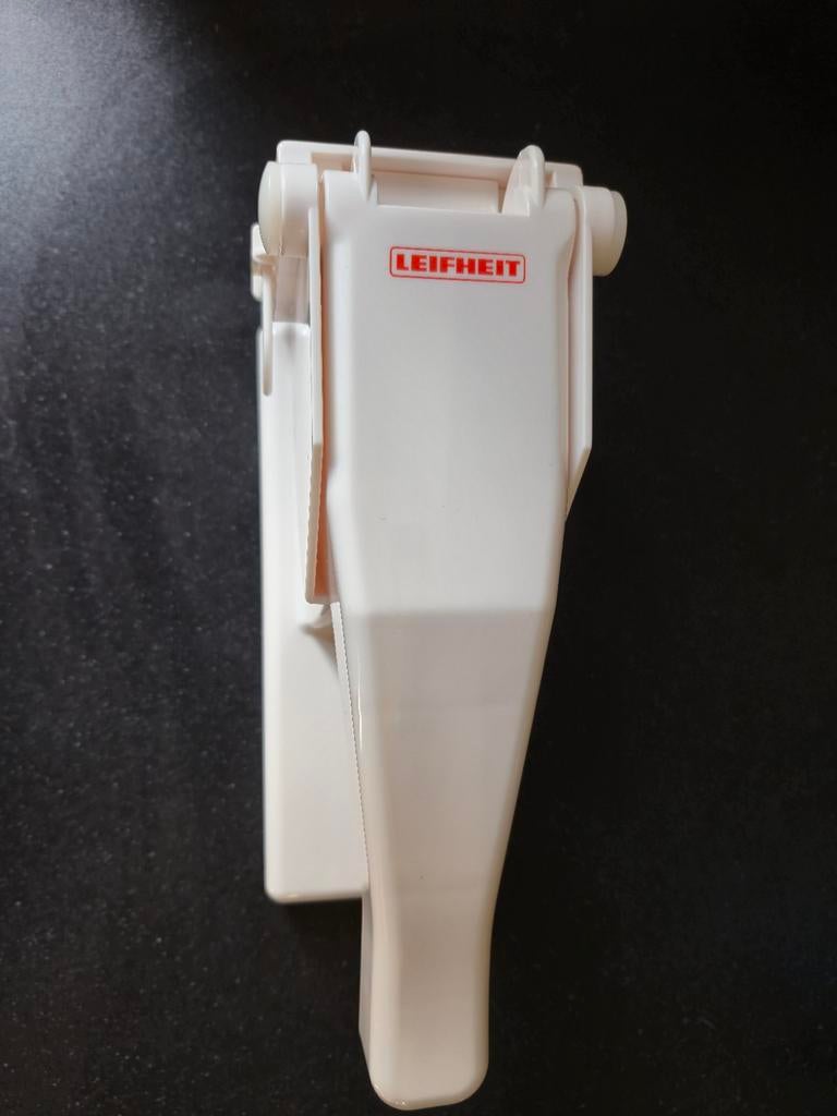 Leifheit Snijmachine voor frietjes en groenten, Gebruikt, Kunststof, Ophalen of Verzenden, Snijmachine