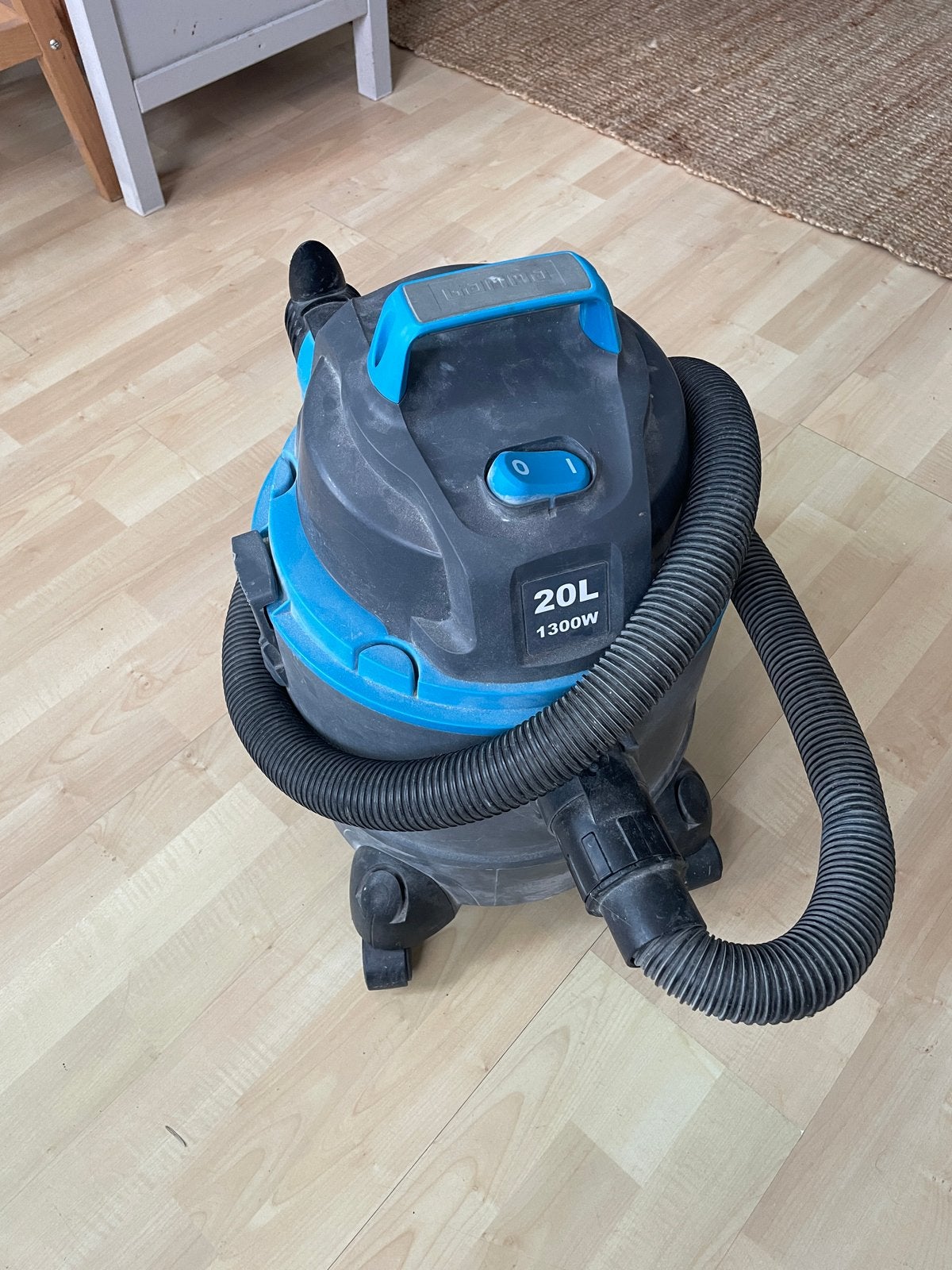 Gamma Bouwstofzuiger NDZ1300-SW 1300W 20L, Ophalen, Overige merken, Gebruikt, Industriële stofzuiger