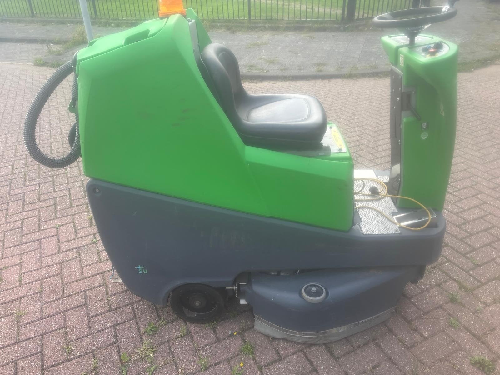 Numatic TTV678/300T Schrob-/Zuigmachine, Ophalen, Gebruikt, Schrobmachine
