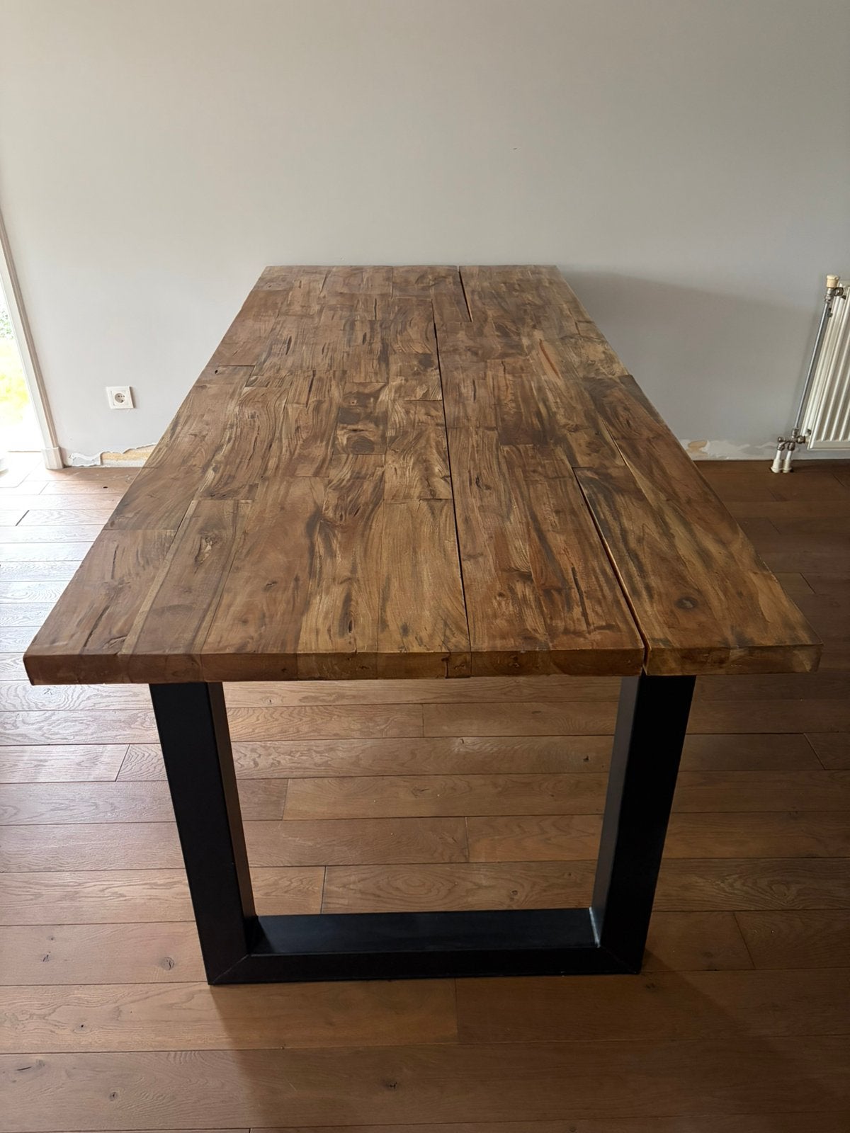 Mooie grote eettafel, Ophalen, 100 tot 150 cm, 200 cm of meer, Zo goed als nieuw