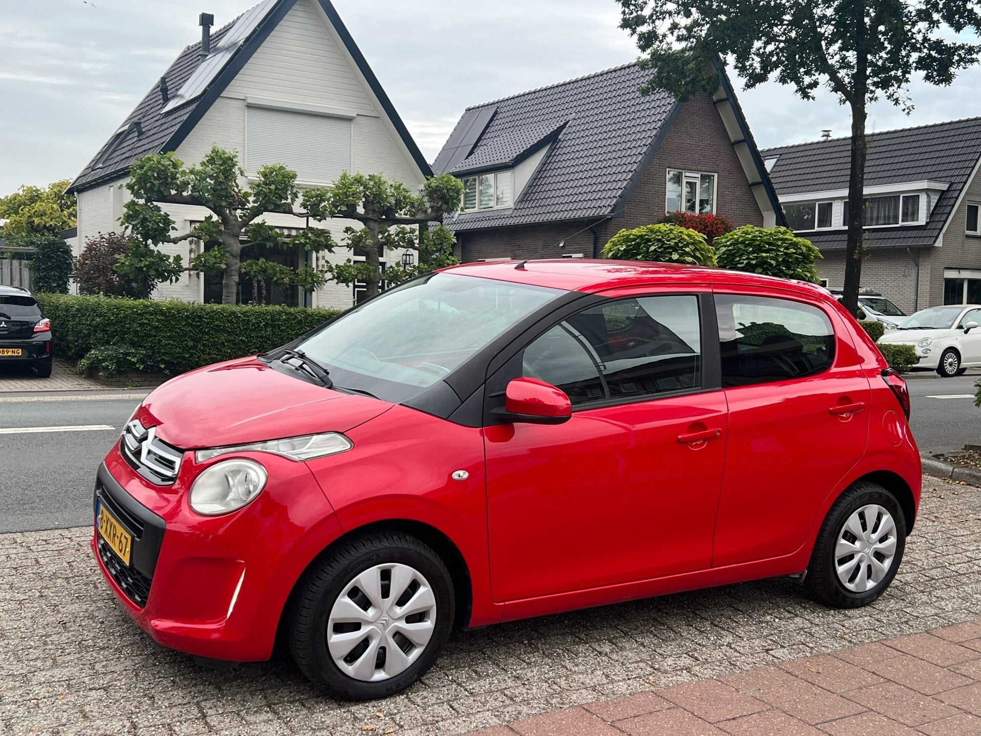 Citroen C1 1.0 e-VTi 109.000 km NL-AUTO-NAP., Auto's, Voorwielaandrijving, Stof, Gebruikt, Zwart