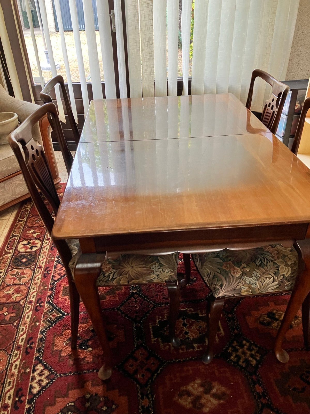 Antieke uitschuifbare eettafel met 4 stoelen, Antiek en Kunst, Ophalen