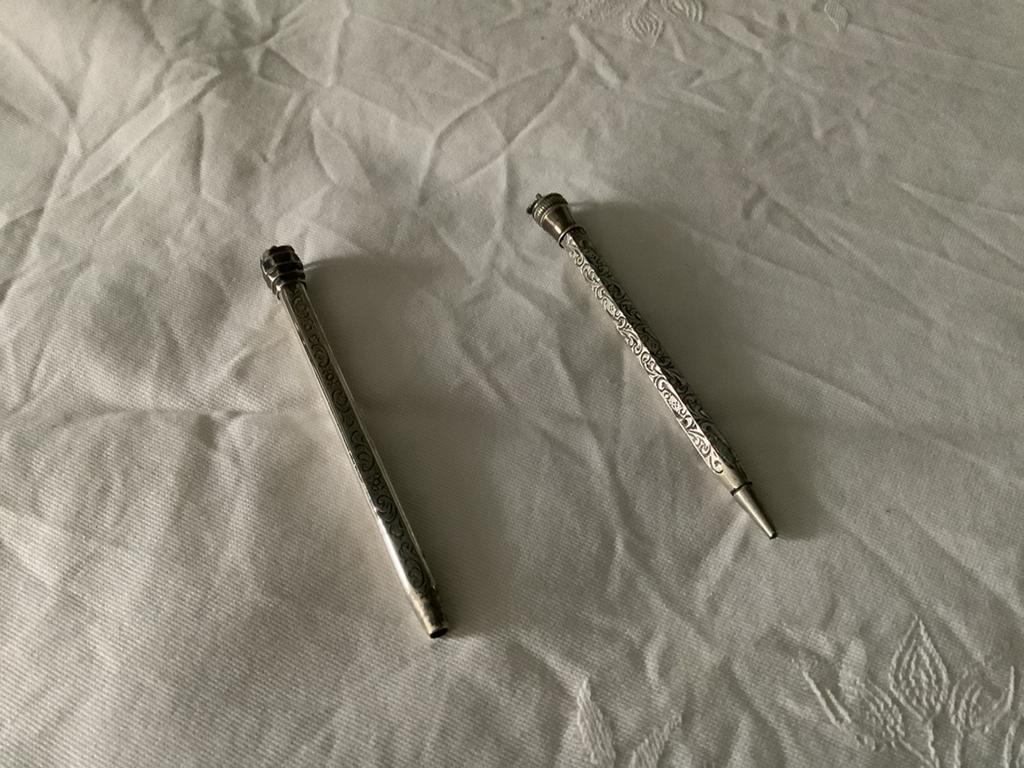 2 zilveren vulpotloodjes, Antiek en Kunst, Ophalen of Verzenden, Zilver