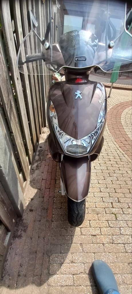 Peugeot Kisbee Bruin., Ophalen of Verzenden, Zo goed als nieuw, Benzine