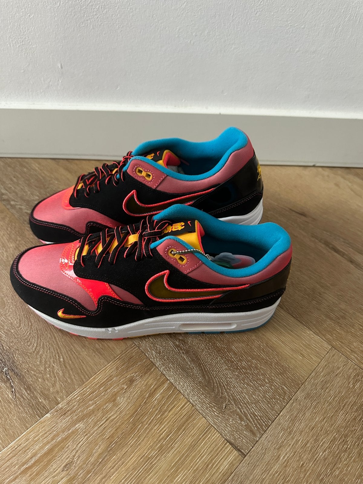 Nike air max 1 Chinatown nieuw maat 45eu deadstock!, Zwart, Nieuw, Ophalen of Verzenden, Sneakers of Gympen