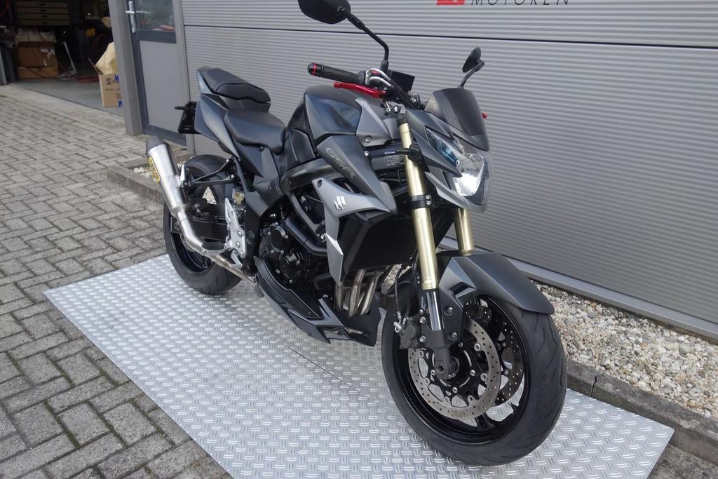 SUZUKI GSR 750 A (bj 2015), Motoren, Motoren | Suzuki, SUZUKI, 4 cilinders, Bedrijf, Onbekend