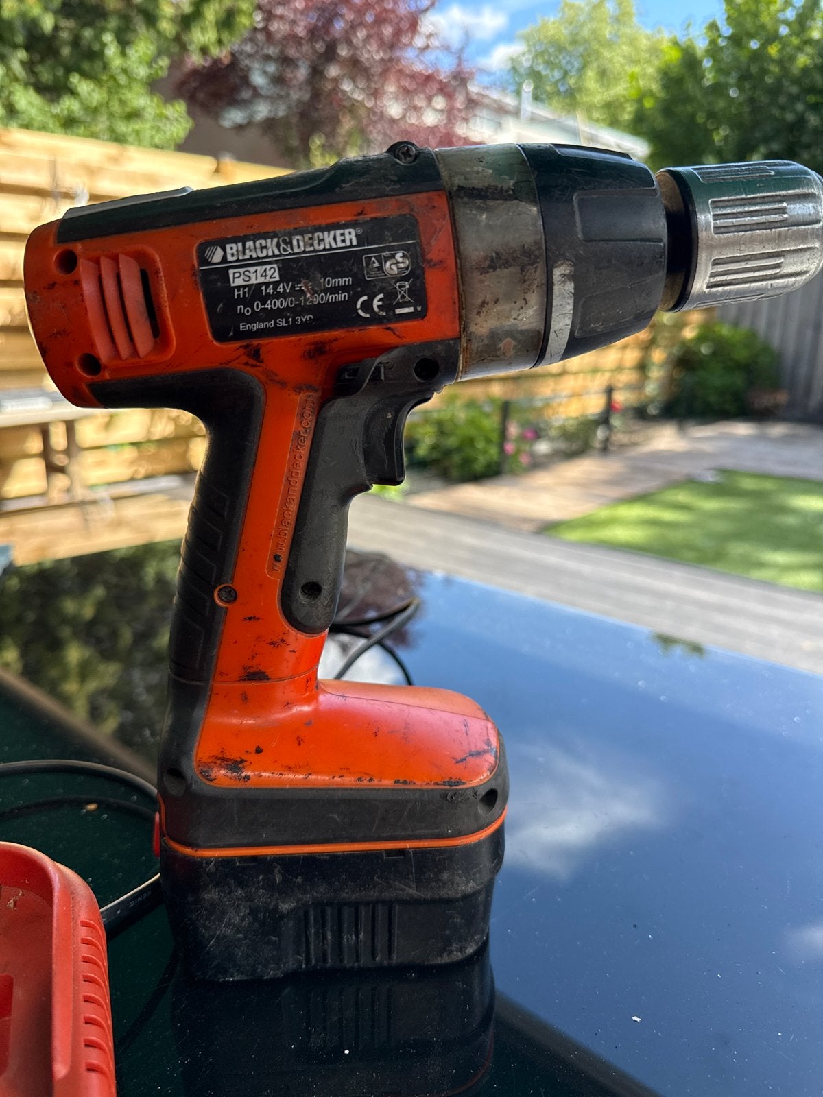 Black & Decker PS142 Accuboormachine 14.4V met lader, Ophalen, Gebruikt, Variabele snelheid, Boor- en Schroefmachine