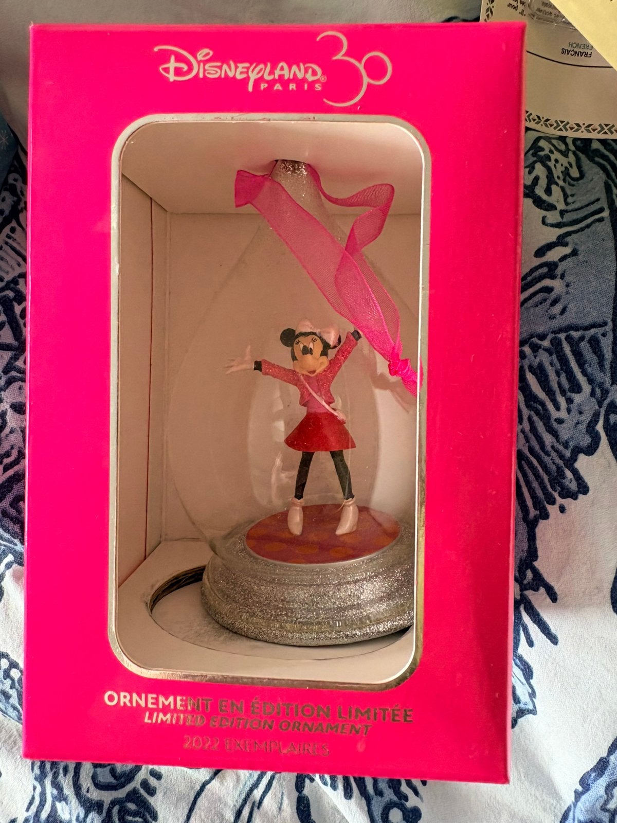 Disney limited edition 30 jaar minnie mouse ornament, Verzamelen, Ophalen of Verzenden, Mickey Mouse, Zo goed als nieuw, Beeldje of Figuurtje