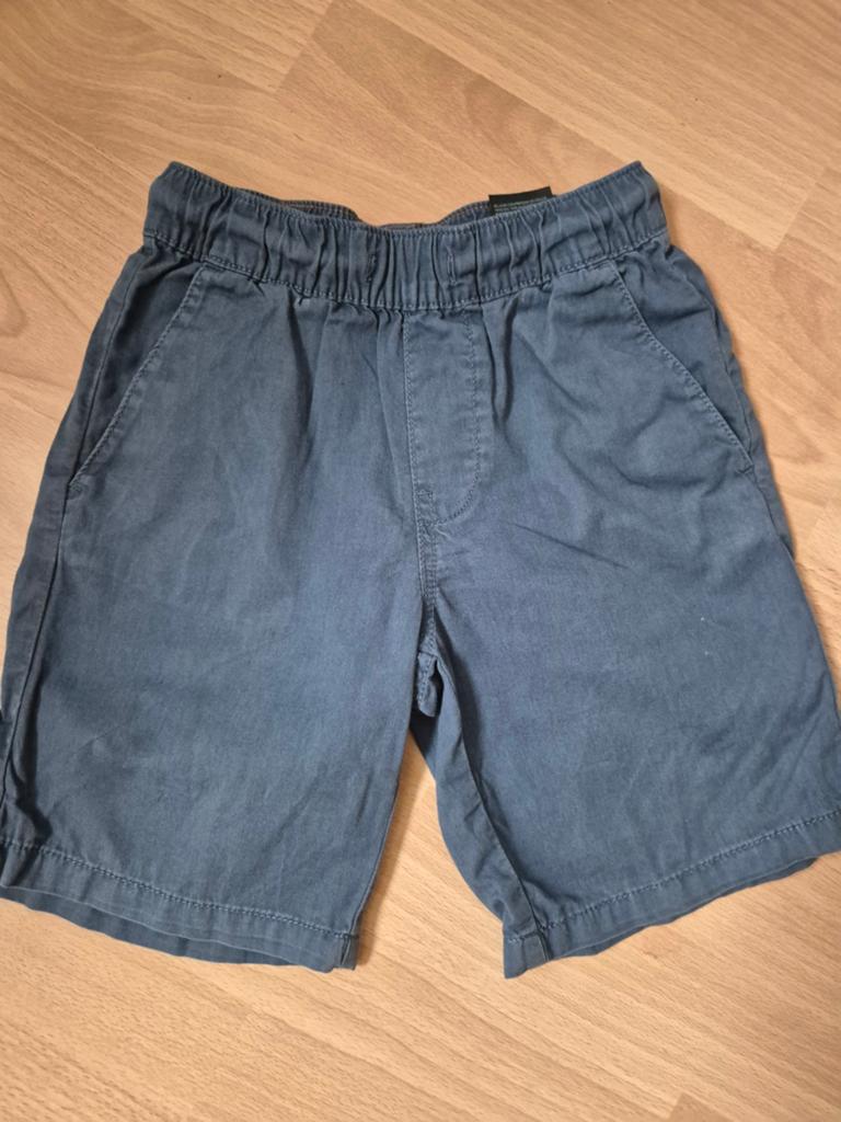 Marine blauwe shorts van H&M, maat 110  100% katoen, Kinderen en Baby's, Kinderkleding | Maat 110, Nieuw, Jongen, Broek, Ophalen of Verzenden
