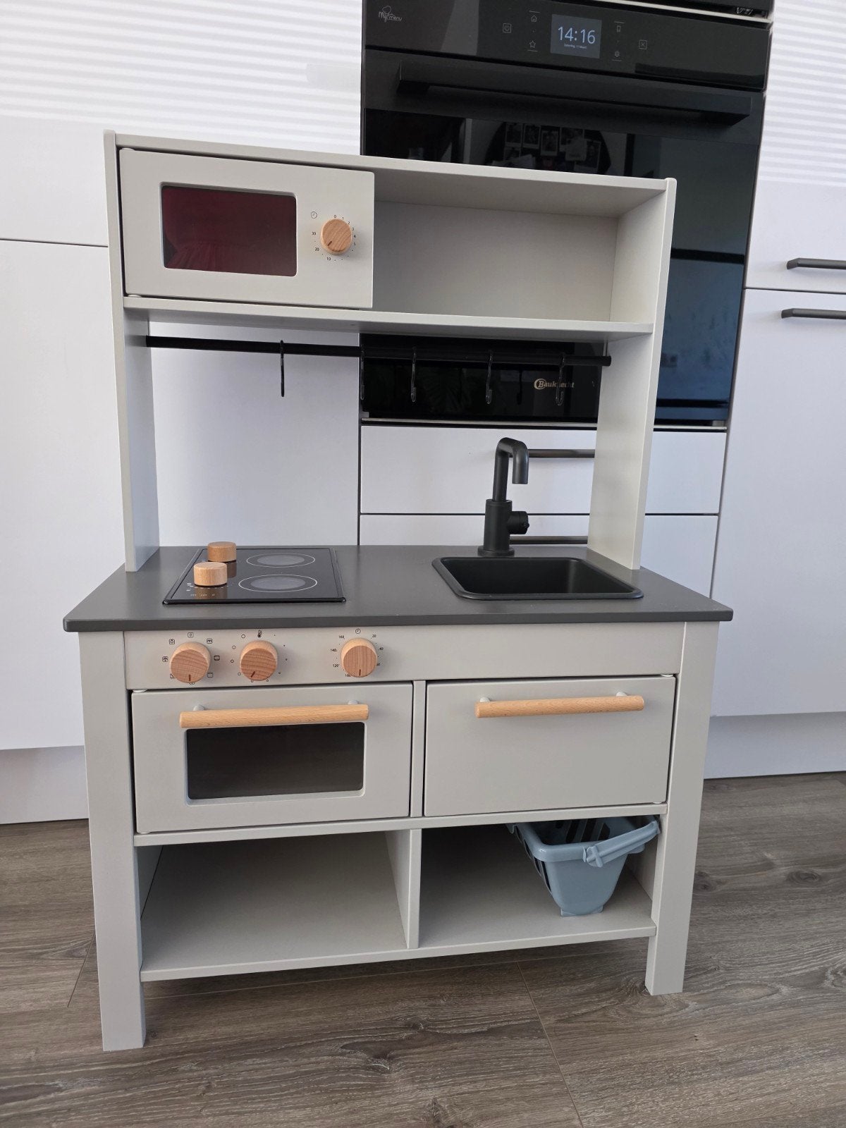 Ikea speelkeuken Silltrut keukentje antraciet en accessoires, Ophalen, Zo goed als nieuw, Speelkeuken
