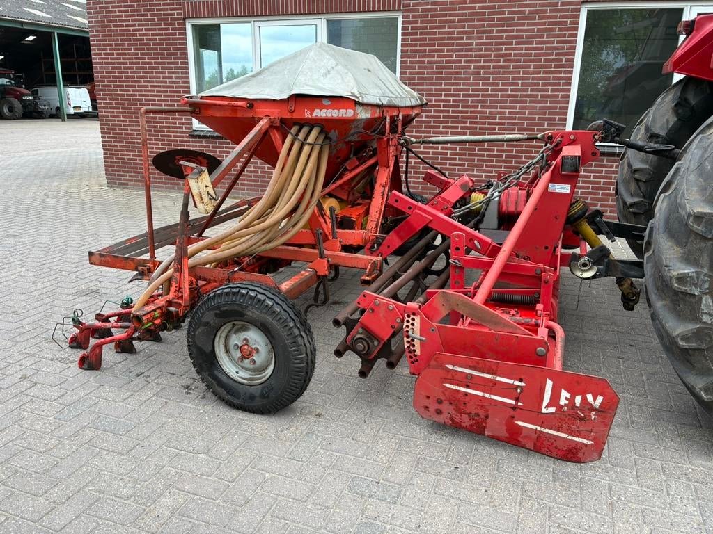 Lely rotor kopeg 3 meter met zaaimachine, Zakelijke goederen, Agrarisch | Werktuigen, Ophalen, Akkerbouw, Zaaien, Planten of Poten
