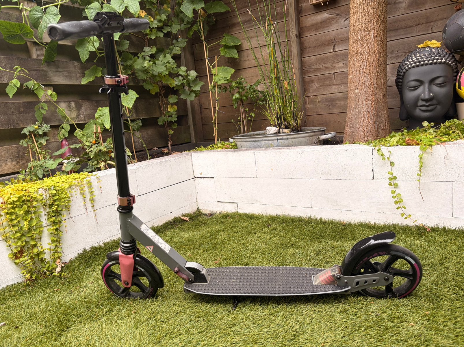 Step met vering, Fietsen en Brommers, Steps, Ophalen, Gebruikt, Gewone step