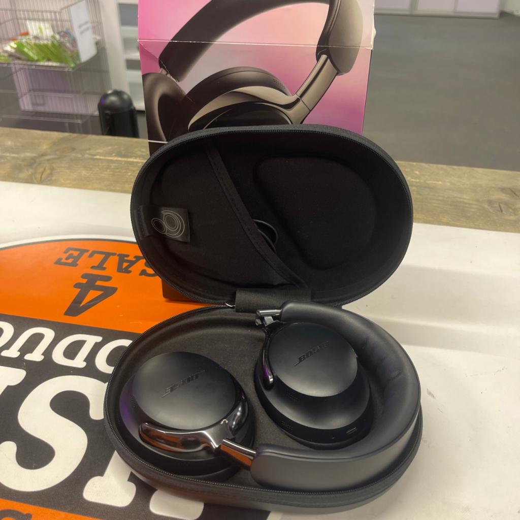 Bose Quietcomfort Ultra 2nd Gen - Zeer nette staat