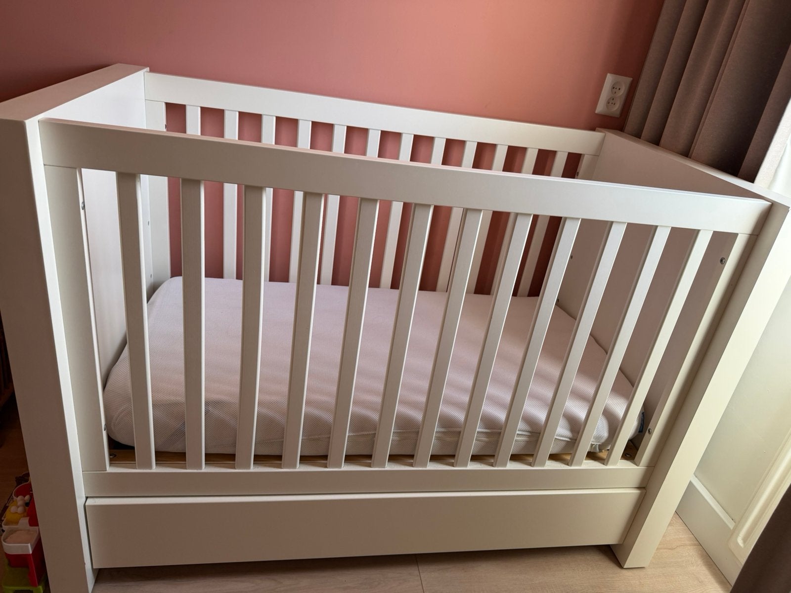 Foto 5 van Kidsmill Bright Diamond ledikant 120x60 + matras & Aerosleep