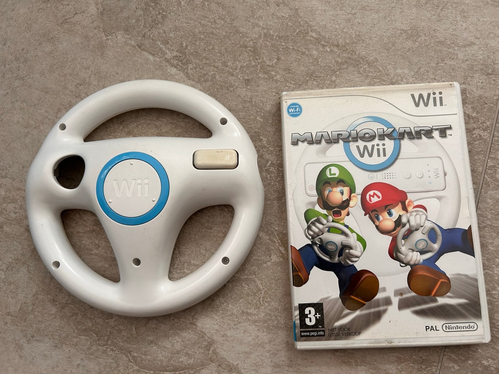 Mario Kart Wii met stuur en handleidingen, Spelcomputers en Games, Games | Nintendo Wii, Gebruikt, 1 speler, Racen en Vliegen