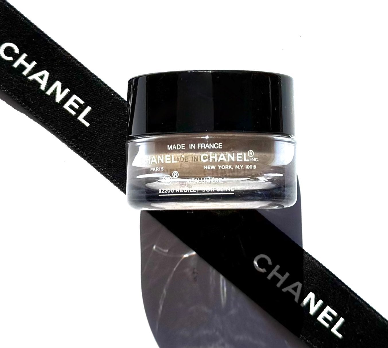 Chanel Vitalumiere loose powder foundation No.25 mini 2.5g, Ophalen of Verzenden, Nieuw